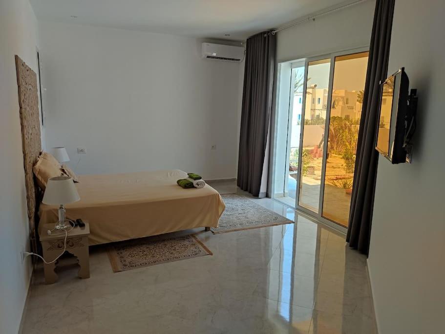 Вилла Vill La Reine Jerba Avec Piscine El Guecheine Экстерьер фото